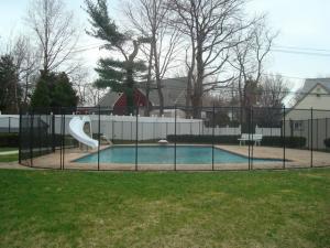 Removable Safety Fence (122)  